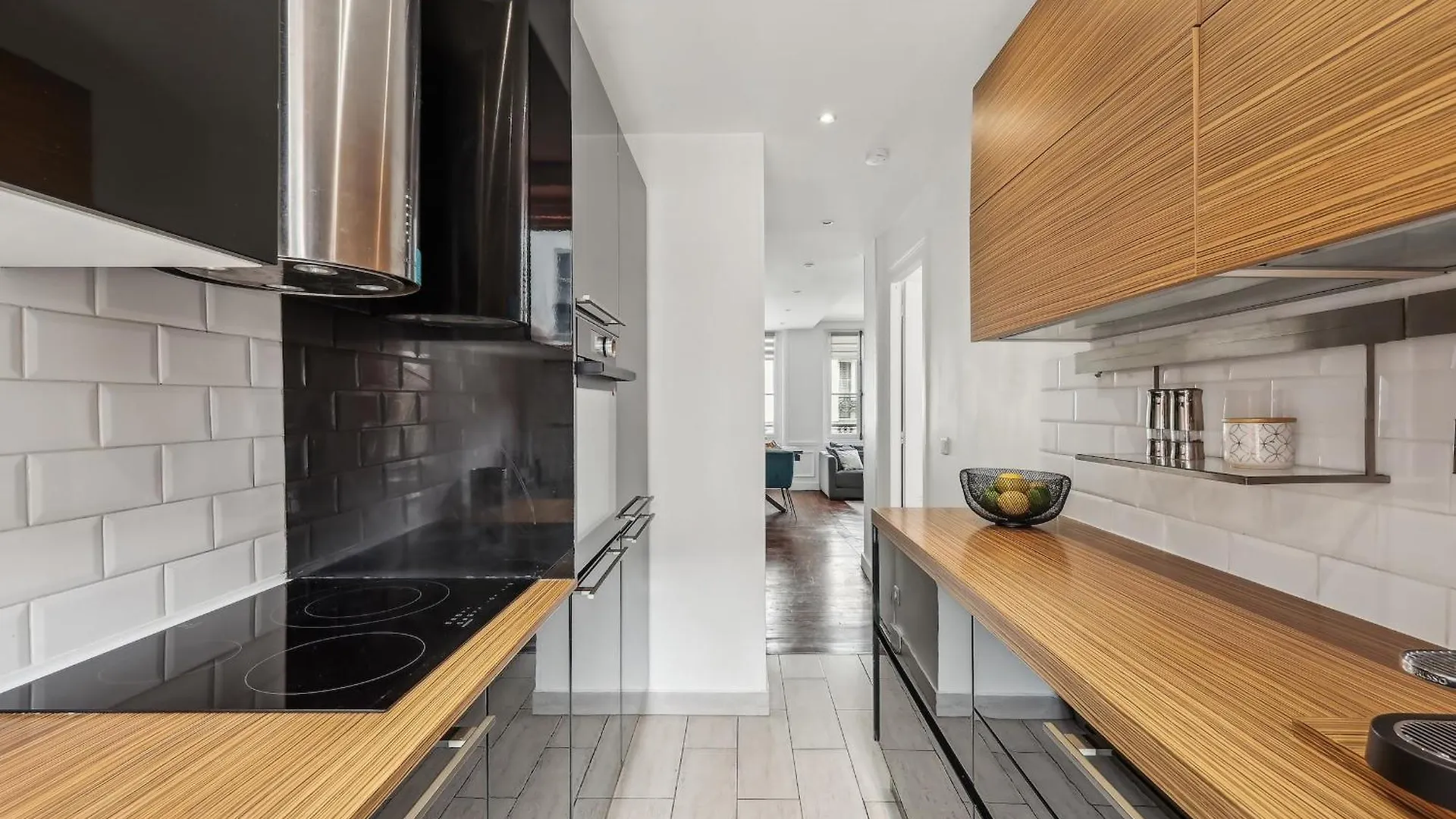 Апартаменты Bnbnova - 3Br - Champs Elysees - 3Br Париж Франция